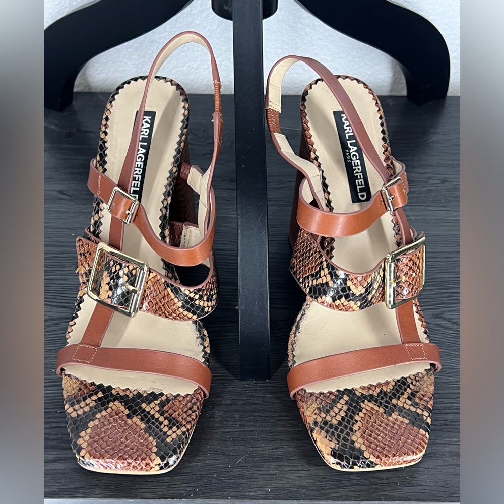Chunky 4” heel, brown/black snakeskin